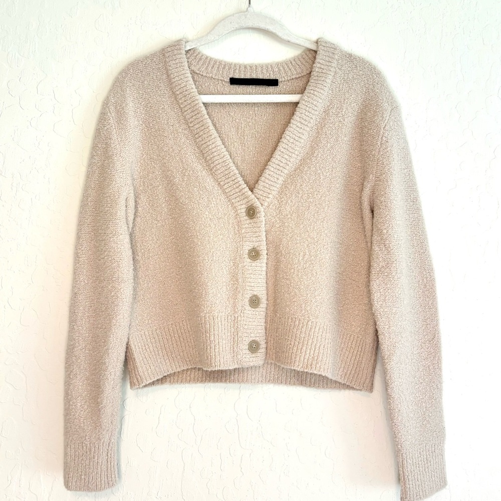 SOLD Kayne Boucle Boyfriend Cardigan Sweater Size Medium in Cream White Sand - Picture 3 of 8